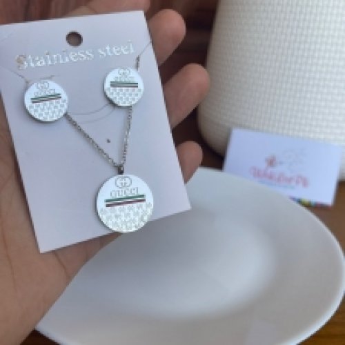 Best Price Gucci Round Pendant With chain and Earrings
